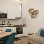 Four 4* פומפיי