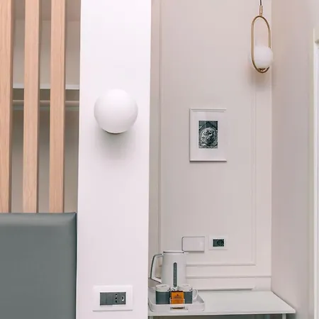 לינה וארוחת בוקר Four פומפיי