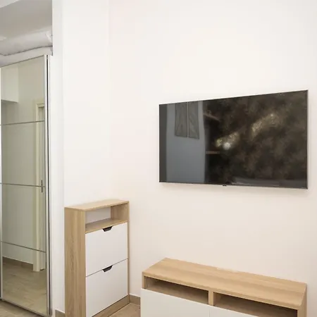 Four לינה וארוחת בוקר 4*