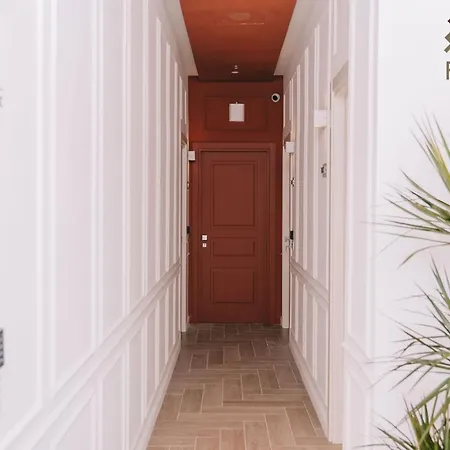 Alojamento de Acomodação e Pequeno-almoço Four