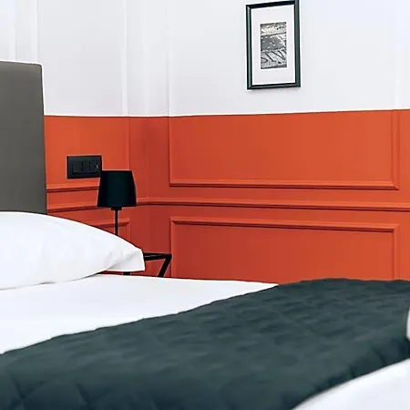 Four Bed & Breakfast 4*